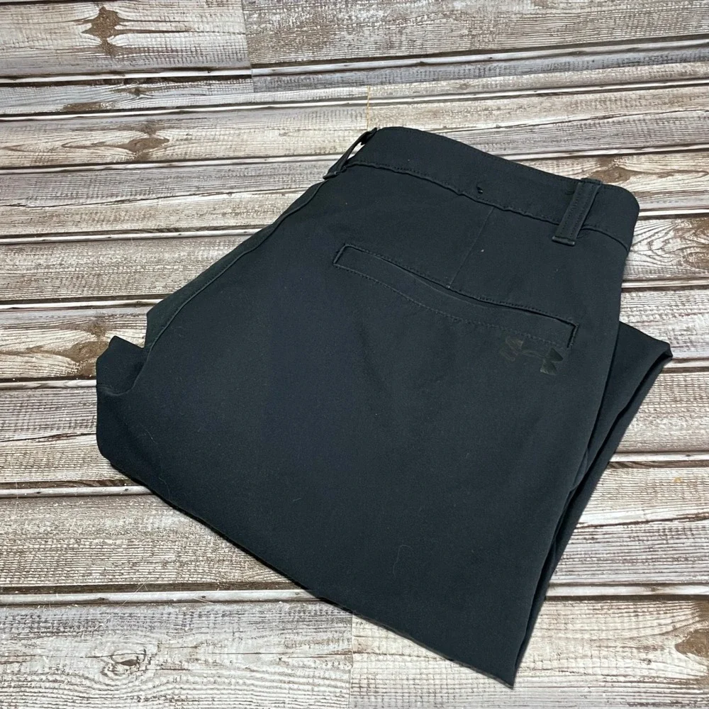 Under Armour Men's Black Golf Chino Pants Size 32x29 UA Performance Flat‎ Front